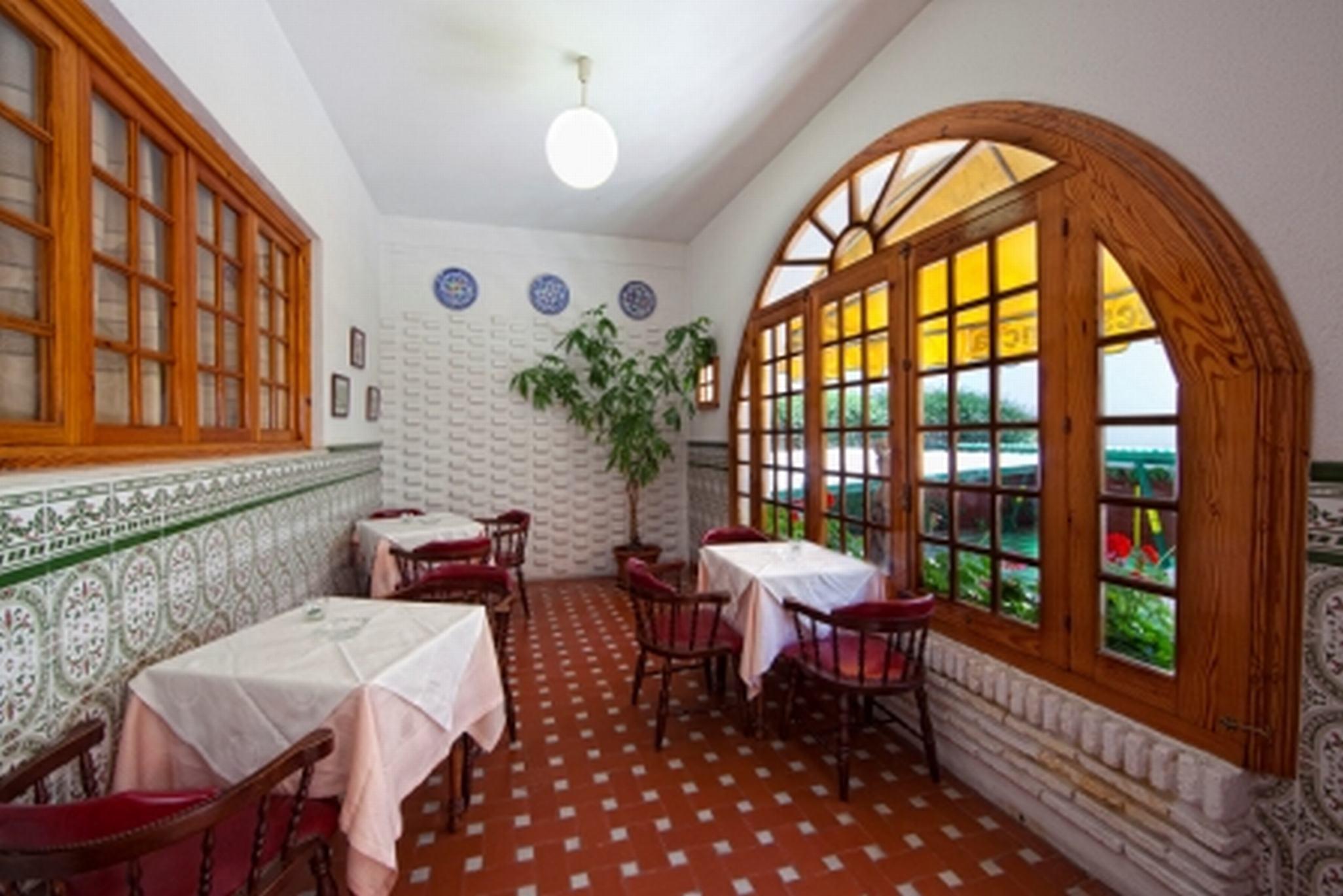 Hotel Regio 2 Cádiz Buitenkant foto