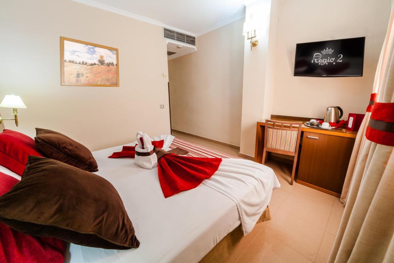Hotel Regio 2 Cádiz Buitenkant foto