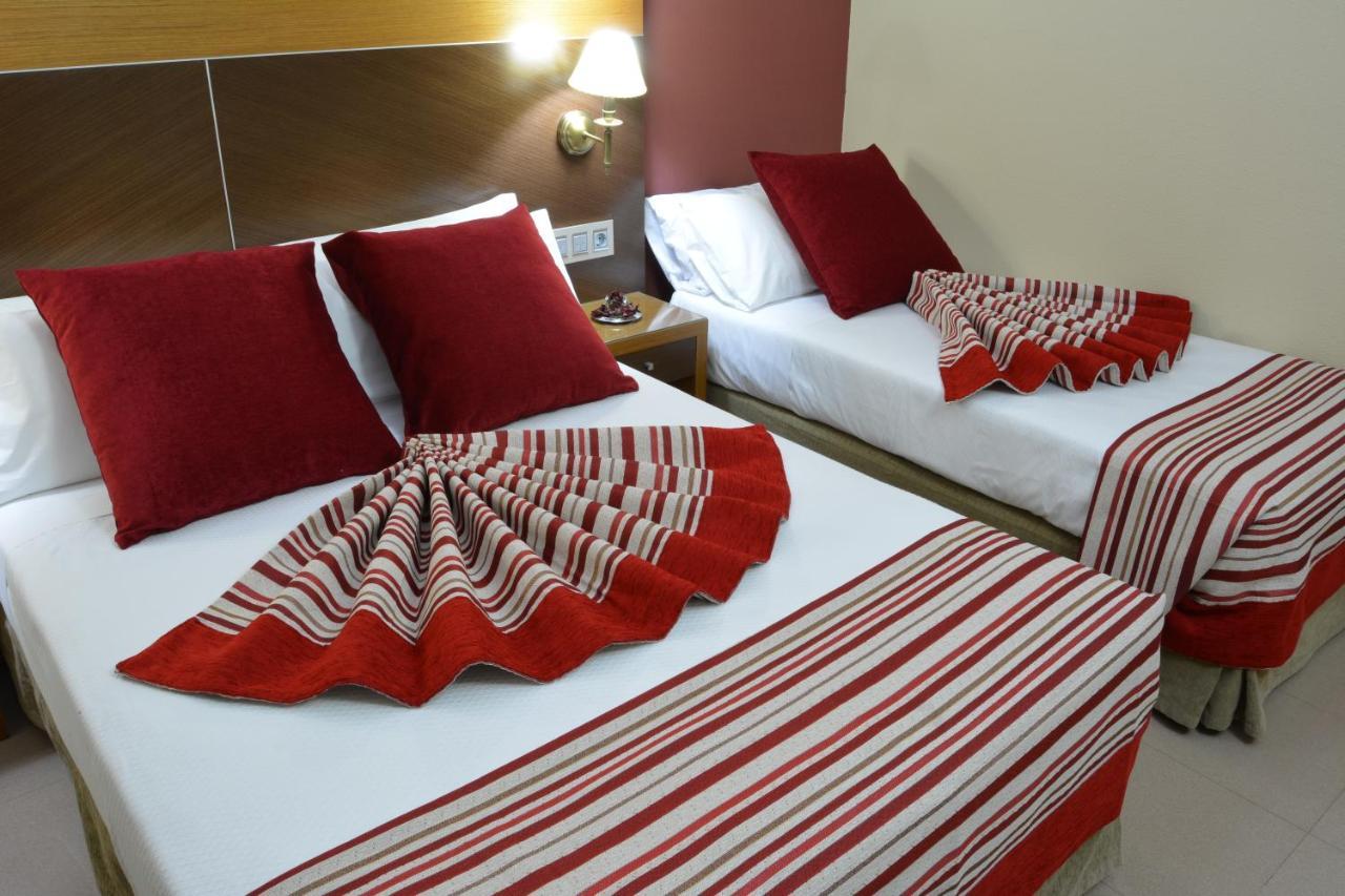 Hotel Regio 2 Cádiz Buitenkant foto